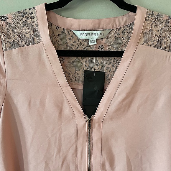 Size XXS FOREVER NEW Pink blouse - Picture 2 of 5